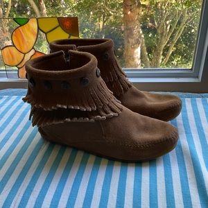 Minnetonka Vintage Suede Fringe Studded Moccasin Booties Boho 5